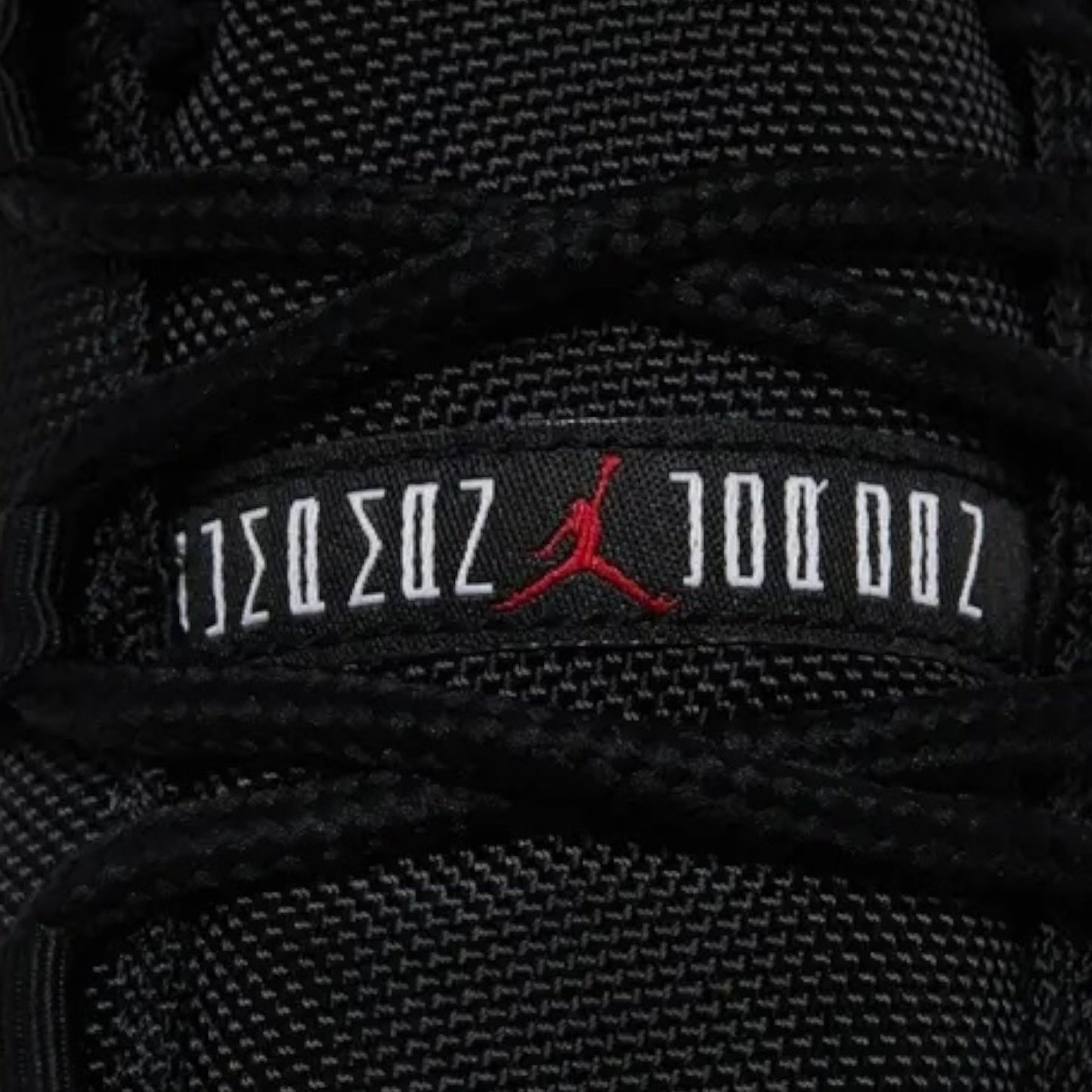 Jordan 11 Retro Low Bred (2025)