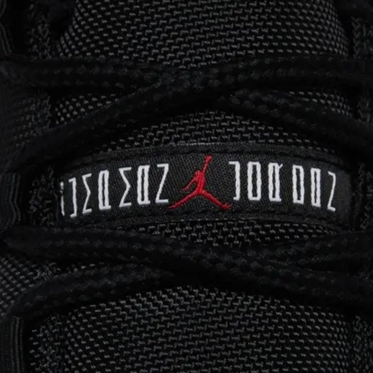 Jordan 11 Retro Low Bred (2025)